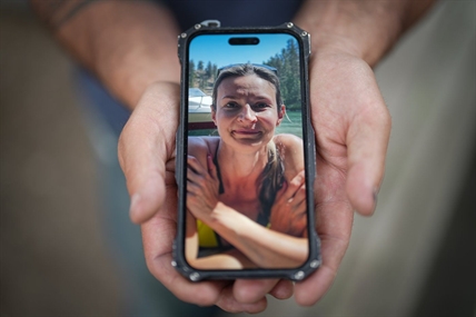 'Looking over our shoulders': A killing looms large in a little North Okanagan town | iNFOnews.ca 'Looking over our shoulders': A killing looms large in a little North Okanagan town | iNFOnews.ca