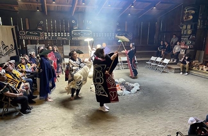 In a smoky long house, Indigenous leader seeks First Nations unity to save salmon | iNFOnews.ca In a smoky long house, Indigenous leader seeks First Nations unity to save salmon | iNFOnews.ca