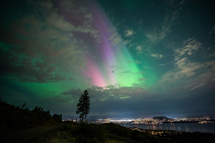 iN PHOTOS: Northern lights, streaking meteors dazzle night skies above Kamloops, Okanagan | iNFOnews.ca