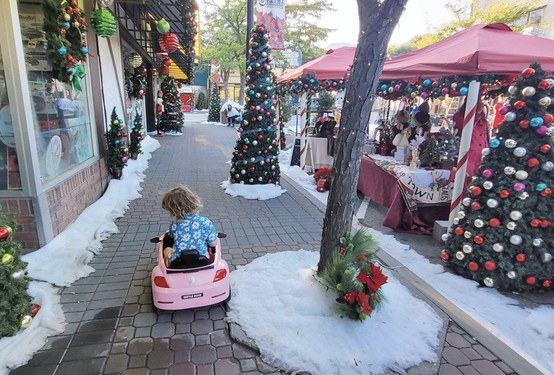 Movie set turns Summerland into winter wonderland | iNFOnews.ca