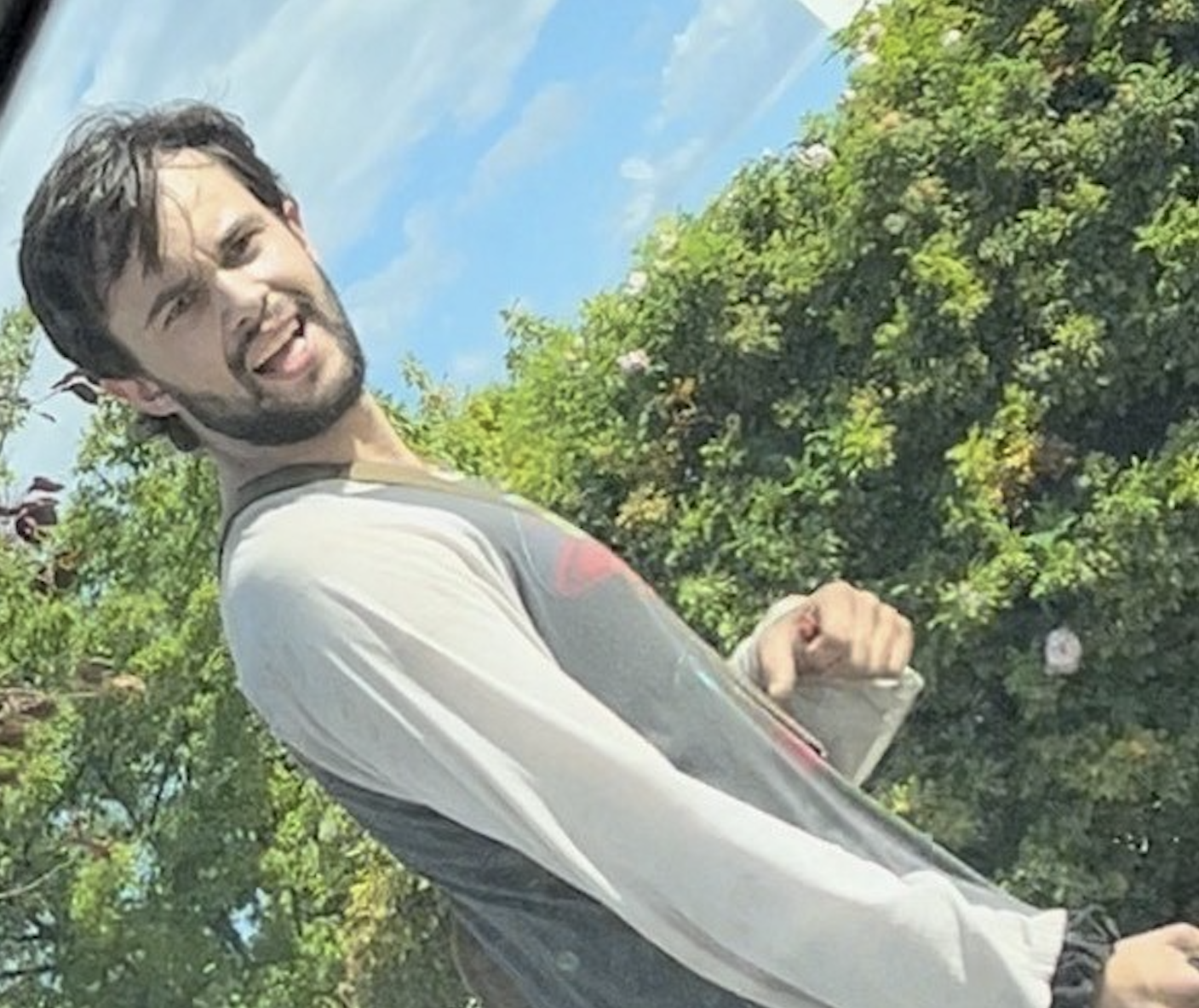 Kelowna RCMP looking for help to identify raging dog walker | iNFOnews.ca