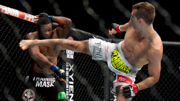 VIDEO: Kelowna's Rory MacDonald wins with unanimous decision at UFC 174 | iNFOnews.ca