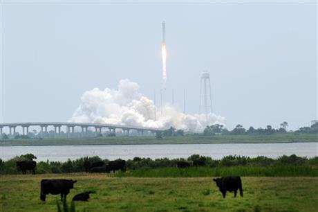 Space station shipment launched from Virginia; astronauts getting food, stink-free gym outfits | iNFOnews.ca Space station shipment launched from Virginia; astronauts getting food, stink-free gym outfits | iNFOnews.ca