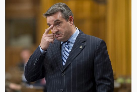 VIDEO: Weeping Paul Calandra apologizes to Commons for non-answer in question period | iNFOnews.ca