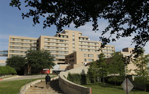 Federal health officials confirm first Ebola case diagnosed in the United States | iNFOnews.ca Federal health officials confirm first Ebola case diagnosed in the United States | iNFOnews.ca