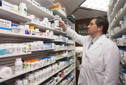 Call growing louder for national prescription drug plan | iNFOnews.ca