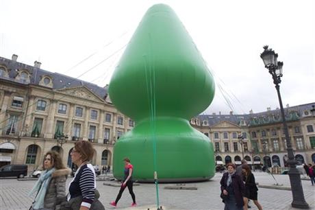 Plug pulled on controversial inflatable Parisian art | iNFOnews.ca Plug pulled on controversial inflatable Parisian art | iNFOnews.ca