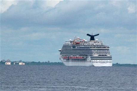 Cruise ship docks with Ebola-watched health worker | iNFOnews.ca
