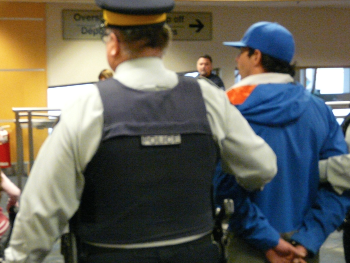 UPDATE: WestJet flight threatened at Kelowna Airport; person of interest in custody | iNFOnews.ca UPDATE: WestJet flight threatened at Kelowna Airport; person of interest in custody | iNFOnews.ca