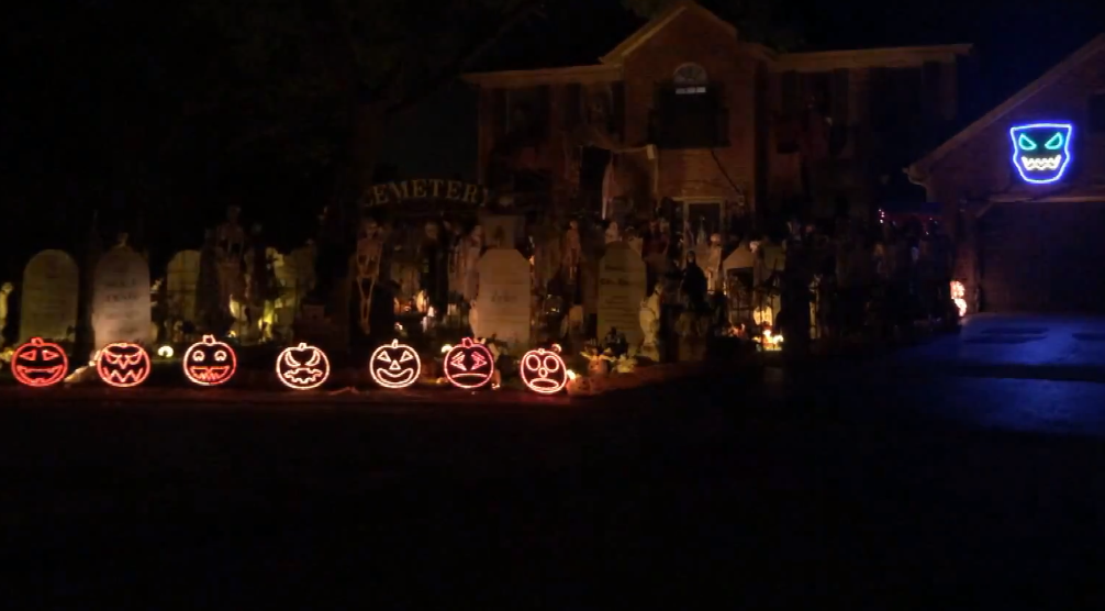 The best Halloween light show of 2014 | iNFOnews.ca The best Halloween light show of 2014 | iNFOnews.ca