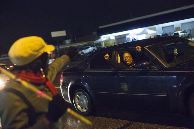 Ferguson tense ahead of grand jury decision | iNFOnews.ca Ferguson tense ahead of grand jury decision | iNFOnews.ca