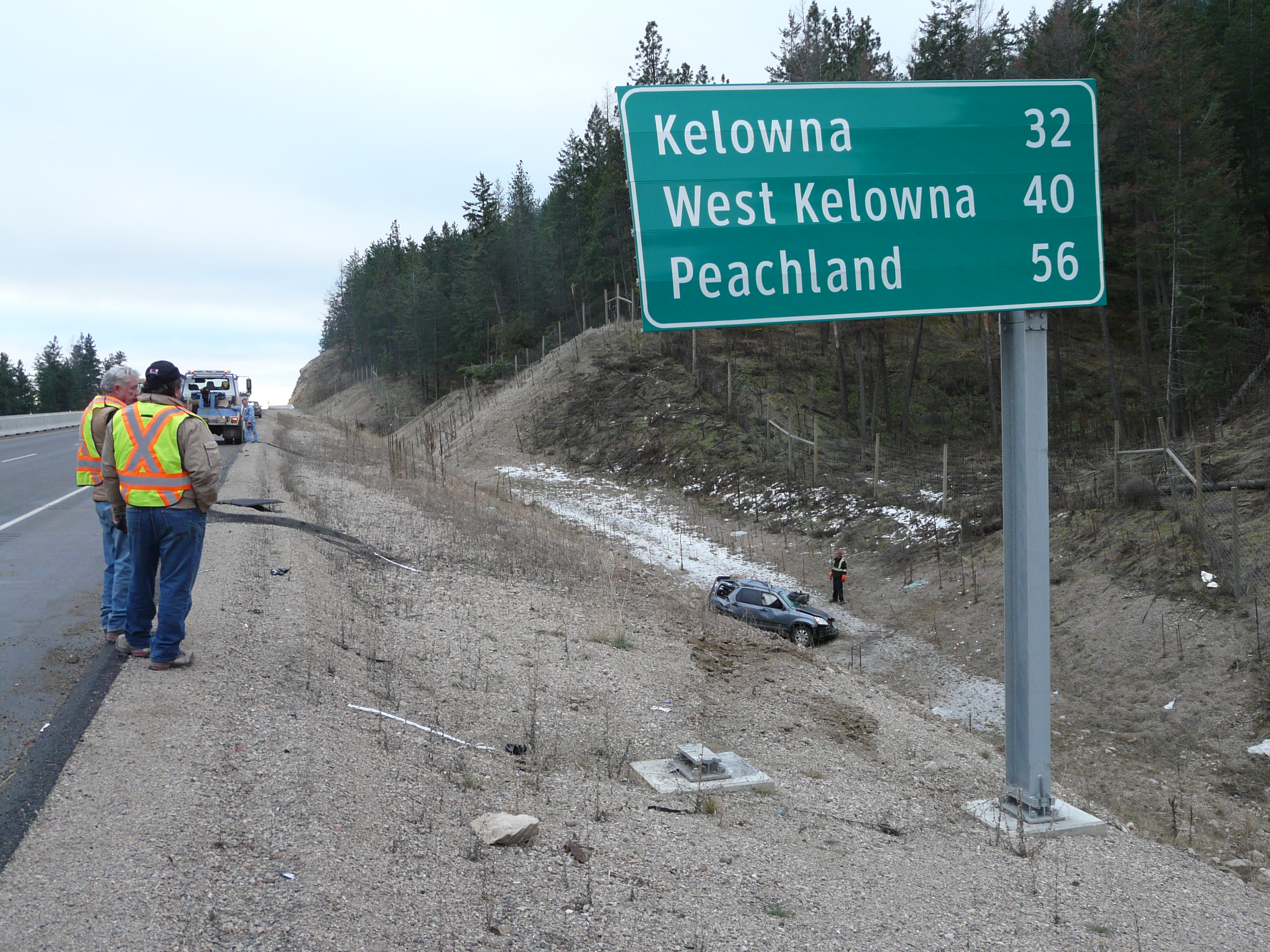 Crash on Highway 97 in Lake Country sends two to hospital | iNFOnews.ca
