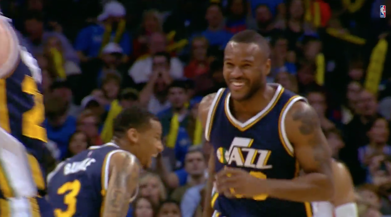 Best buzzer shot ever | iNFOnews.ca Best buzzer shot ever | iNFOnews.ca