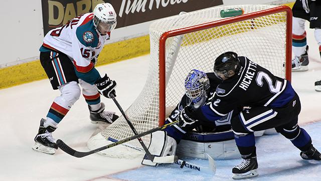 Kelowna Rockets outscored by Royals in Victoria | iNFOnews.ca