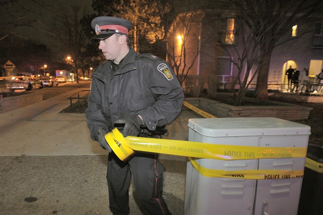 Two cops wounded, man dead in Mississauga incident | iNFOnews.ca