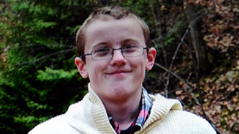 Boy ignored by peers gets bowling alley birthday bash | iNFOnews.ca