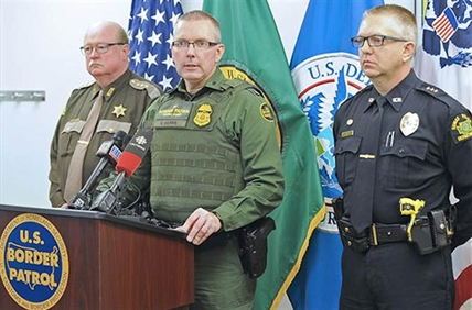 RCMP say man shot at U.S.-Canada border wanted for murder of Alberta teen | iNFOnews.ca RCMP say man shot at U.S.-Canada border wanted for murder of Alberta teen | iNFOnews.ca