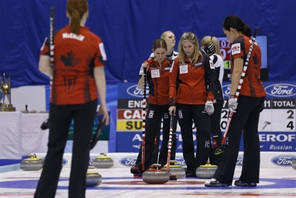 Jones unable to end Canada's gold-medal drought in women's world curling final | iNFOnews.ca