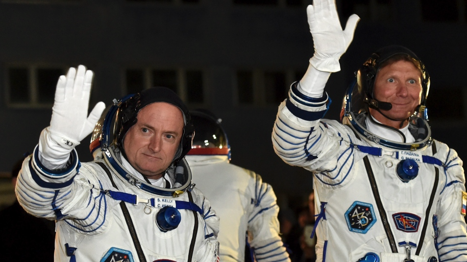 VIDEO: Astronauts board space station for 1-year mission | iNFOnews.ca