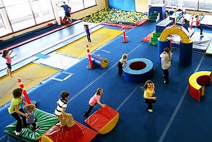 Local companies step up to help out pass holders of suddenly-closed kids attraction | iNFOnews.ca