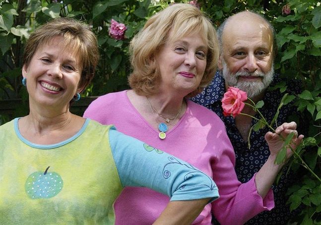Lois Lilienstein of Sharon, Lois & Bram fame has died, son confirms | iNFOnews.ca Lois Lilienstein of Sharon, Lois & Bram fame has died, son confirms | iNFOnews.ca