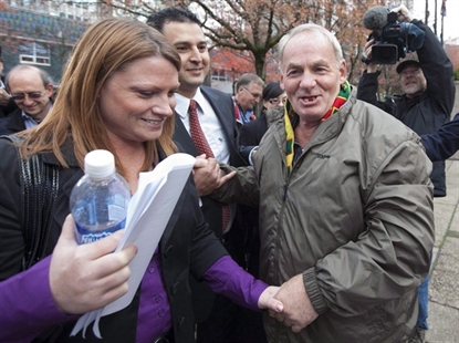 Settlement talks likely now man wrongly imprisoned 27 years can sue: observers | iNFOnews.ca