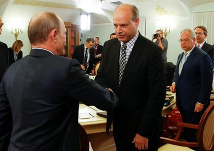 Midnight in the presidential library with Putin: An exercise in control | iNFOnews.ca