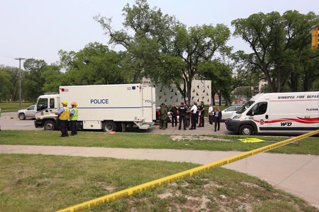 Winnipeg lawyer who lost hand in bombing describes frantic moments after blast | iNFOnews.ca Winnipeg lawyer who lost hand in bombing describes frantic moments after blast | iNFOnews.ca