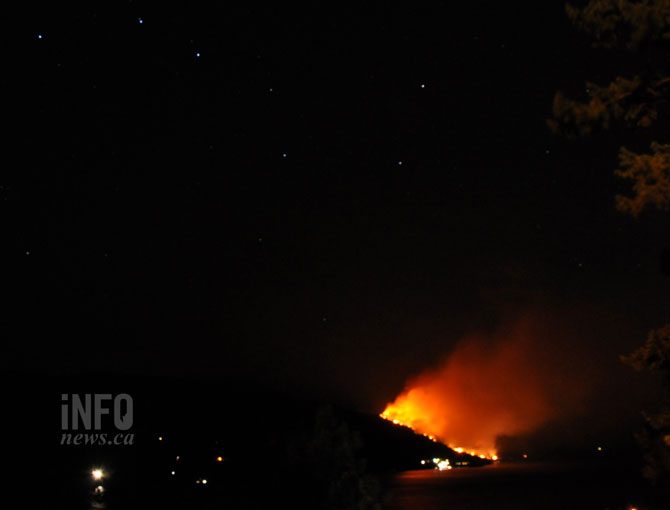 UPDATE: Westside Road evacuations remain in effect; fire grows to 430 ha | iNFOnews.ca UPDATE: Westside Road evacuations remain in effect; fire grows to 430 ha | iNFOnews.ca