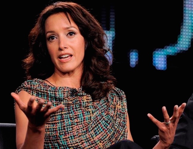 Actress Jennifer Beals in hot water for leaving dog in vehicle in Vancouver | iNFOnews.ca Actress Jennifer Beals in hot water for leaving dog in vehicle in Vancouver | iNFOnews.ca
