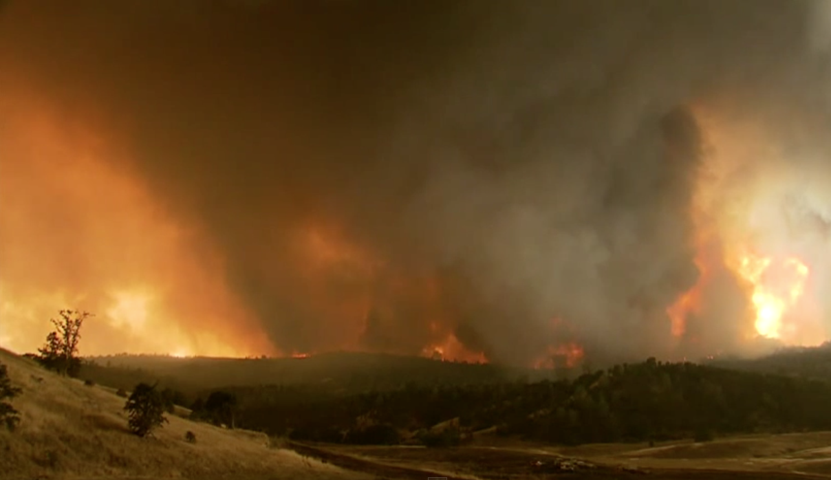 Cooler weather helps crews battling California wildfire | iNFOnews.ca
