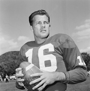 Pro Football Hall of Famer Frank Gifford dies suddenly at age 84 | iNFOnews.ca