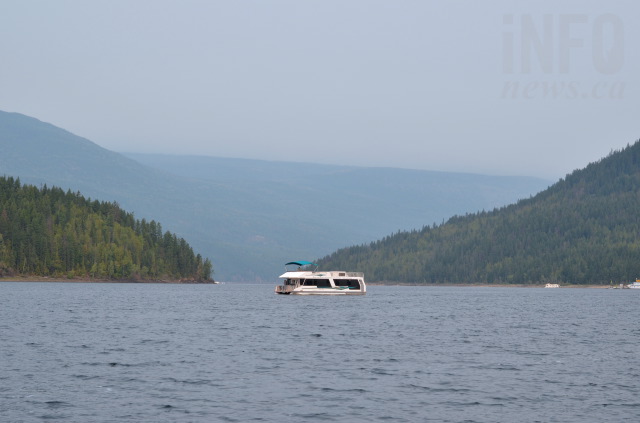 DEATH ON THE WATER: Why safety on Shuswap houseboats is your responsibility | iNFOnews.ca