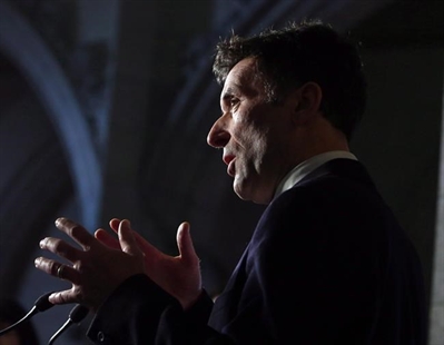 NDP and Liberals call for Canada to accept more Syrian refugees | iNFOnews.ca