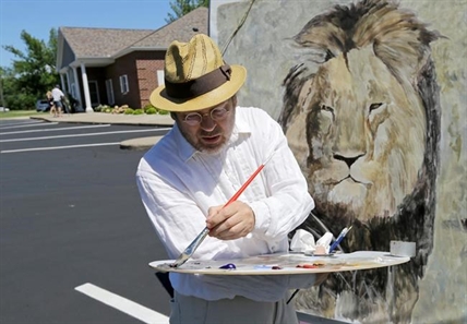 US dentist in lion hunt that prompted outrage says he acted legally, will return to work | iNFOnews.ca US dentist in lion hunt that prompted outrage says he acted legally, will return to work | iNFOnews.ca