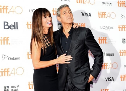 Clooney, at 'Our Brand Is Crisis' premiere, says more roles should be rewritten for women | iNFOnews.ca