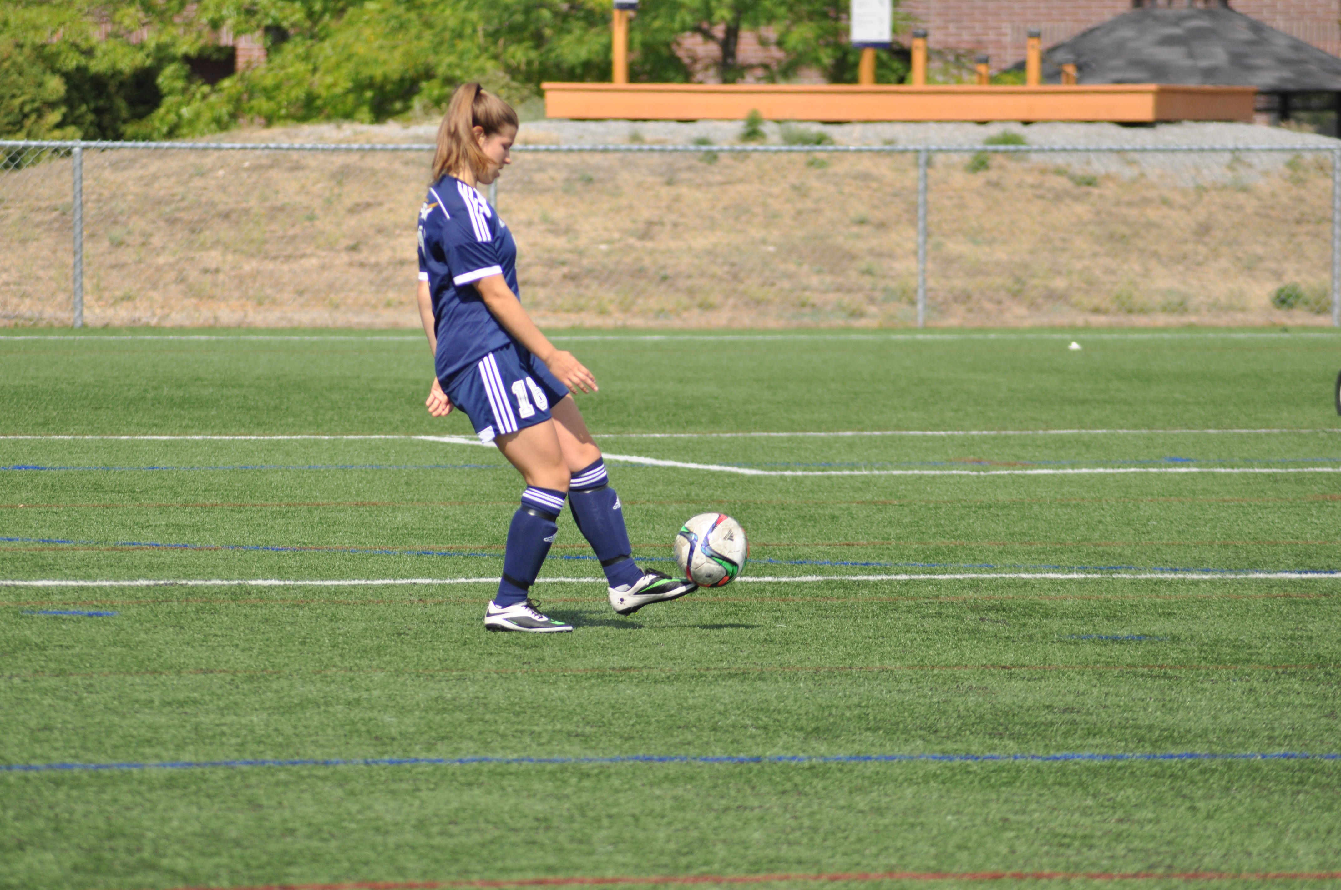 UBCO Heat are edged by Pandas edge for Alberta's first win of season | iNFOnews.ca