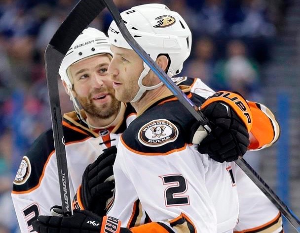 Anaheim Ducks player charged with illegal grizzly hunt in B.C. backcountry | iNFOnews.ca