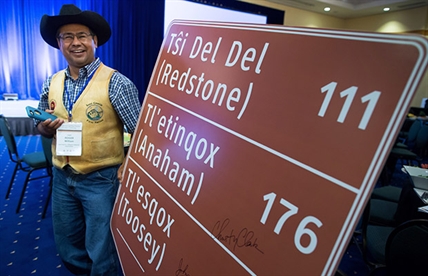 B.C. highway signs in Tsilhqot'in language could mark road to better relations | iNFOnews.ca