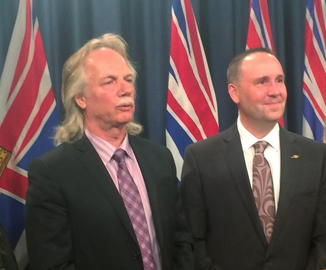 B.C. government, teachers work out a lesson plan for new curriculum | iNFOnews.ca