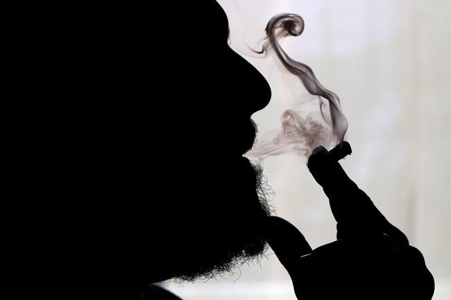 Medical marijuana seems to help chronic pain patients, appears to be safe: study | iNFOnews.ca