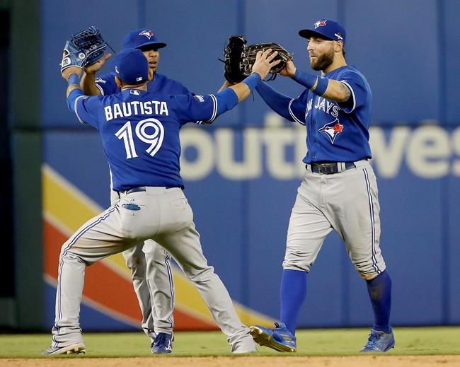 Estrada, Tulowitzki throw Toronto a lifeline as Jays down Texas to stay alive | iNFOnews.ca