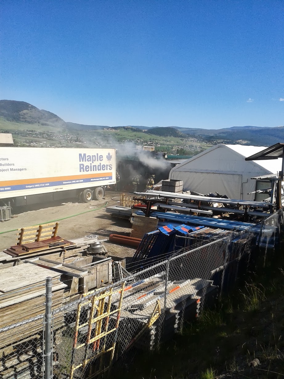 Fire erupts at Maple Reinders in Kelowna | iNFOnews.ca