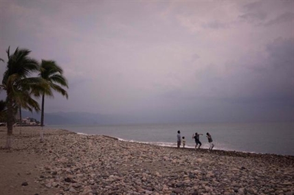 Travel advisory issued for Mexico as major hurricane approaches | iNFOnews.ca