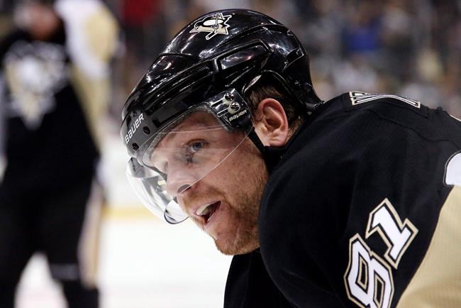 Kessel returns to Toronto with Penguins for first time since trade from Leafs | iNFOnews.ca