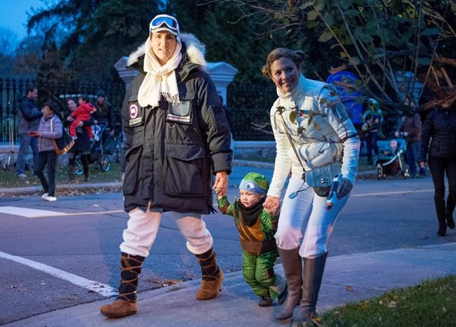 Trick or Trudeau: incoming PM's family dresses up for Halloween Saturday | iNFOnews.ca Trick or Trudeau: incoming PM's family dresses up for Halloween Saturday | iNFOnews.ca