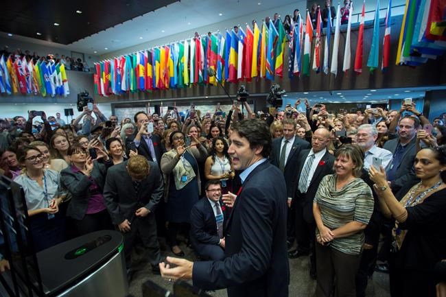 Federal employees at federal affairs give Trudeau rock-star reception | iNFOnews.ca
