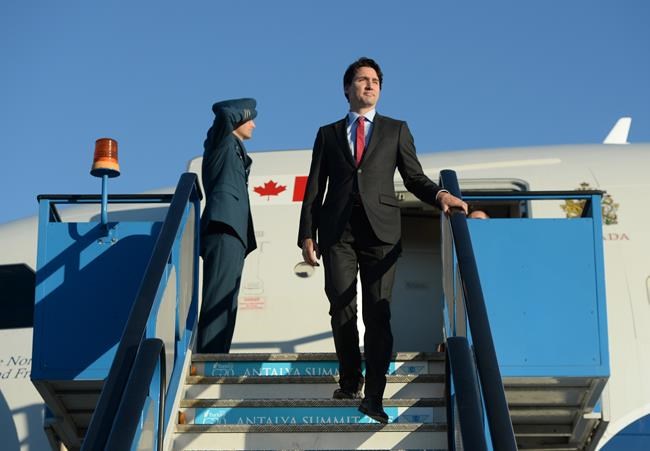 CSIS, RCMP brief Prime Minister Justin Trudeau on Paris terror attacks | iNFOnews.ca
