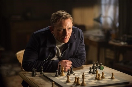 'Spectre' stays on top with $35.4 million; 'Peanuts Movie' again second with $24.2 million | iNFOnews.ca