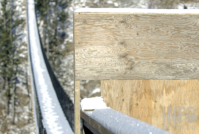 Kelowna Mountain says wind, not vandals, destroyed suspension bridge | iNFOnews.ca